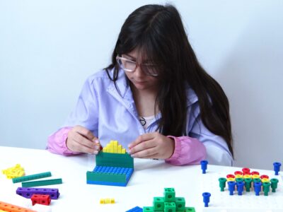 A Reconstrução da Aprendizagem em Matemática com Materiais Concretos
